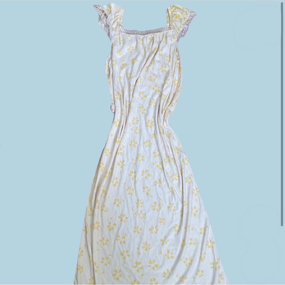 Vintage 70s nightgown